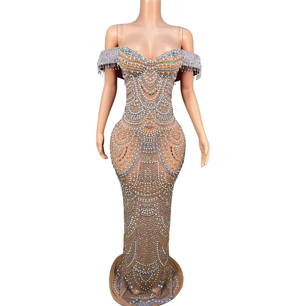 Women Formal Wear Photoshoot - Luxury Elegant Formal Strapless Long Dress