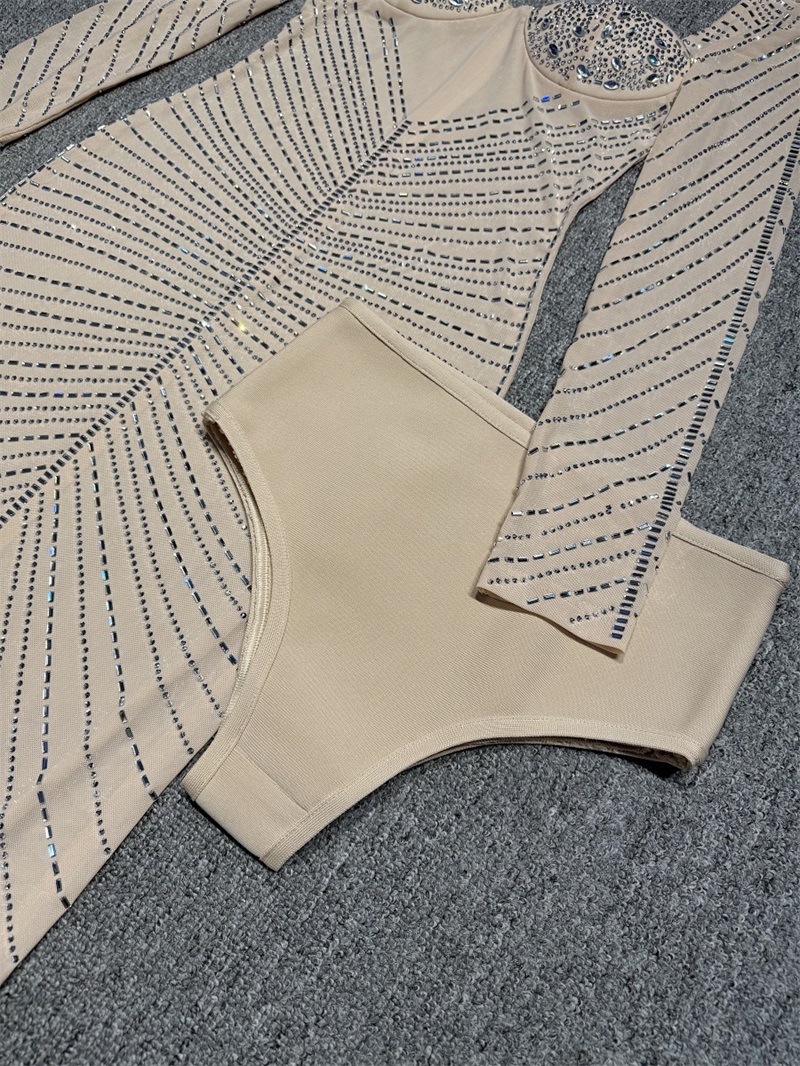 Luxury Crystals Beige Women Pr - огляд і ціна Formal Wear Gowns For Women