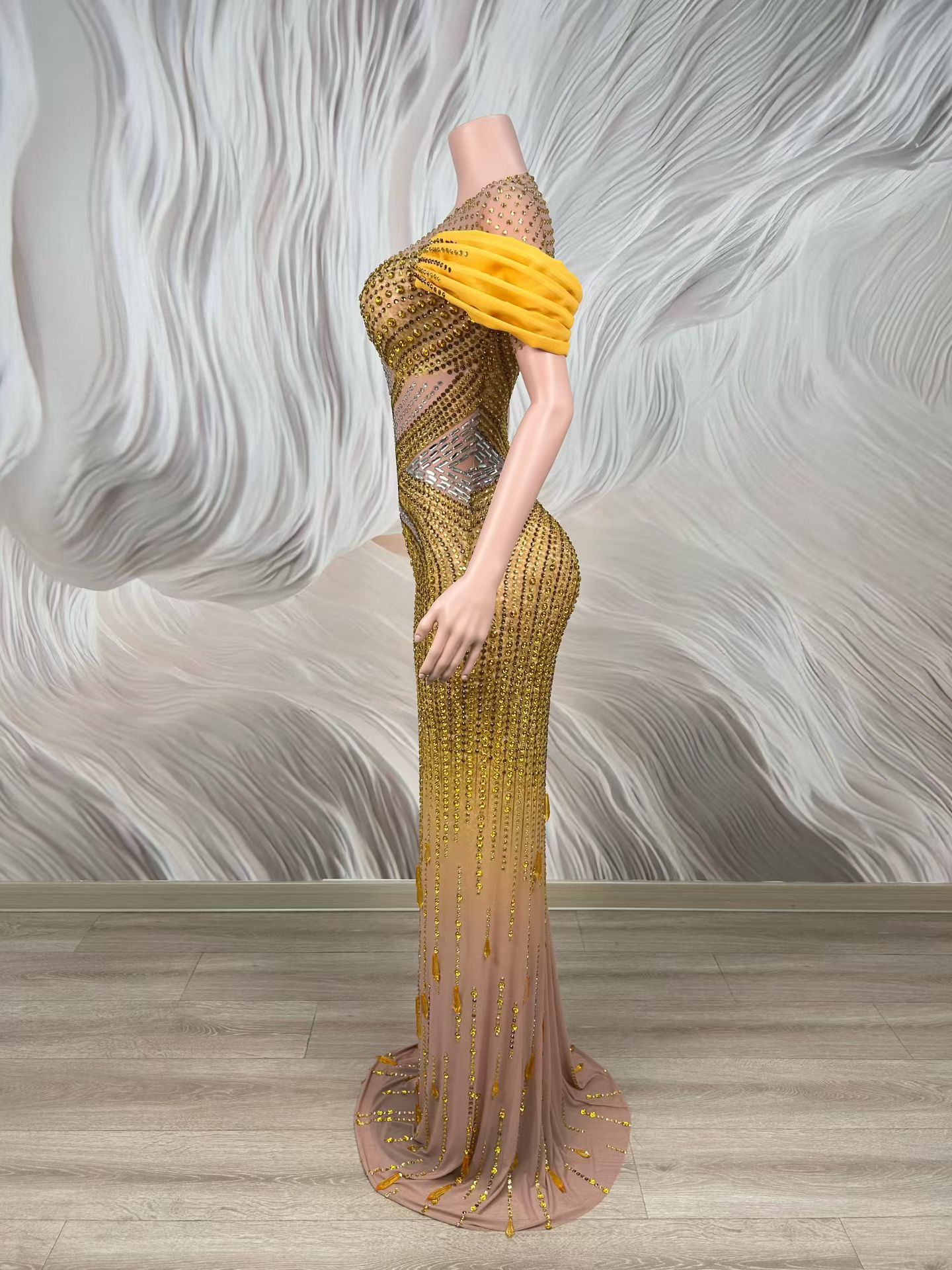 Formal Floor-length Dress Wome - огляд і ціна Women Formal Wear Photoshoot
