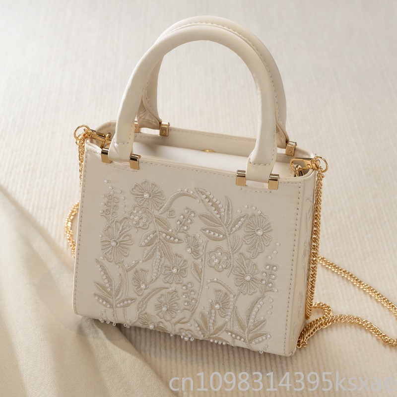 Embroidered Pearl Handbag Vint - огляд і ціна Shoulder Bag Structured